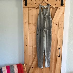 Cloth + Stone cotton sage green romper